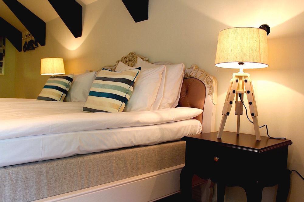 Brook Hotels Arlanda Rosersberg Bagian luar foto