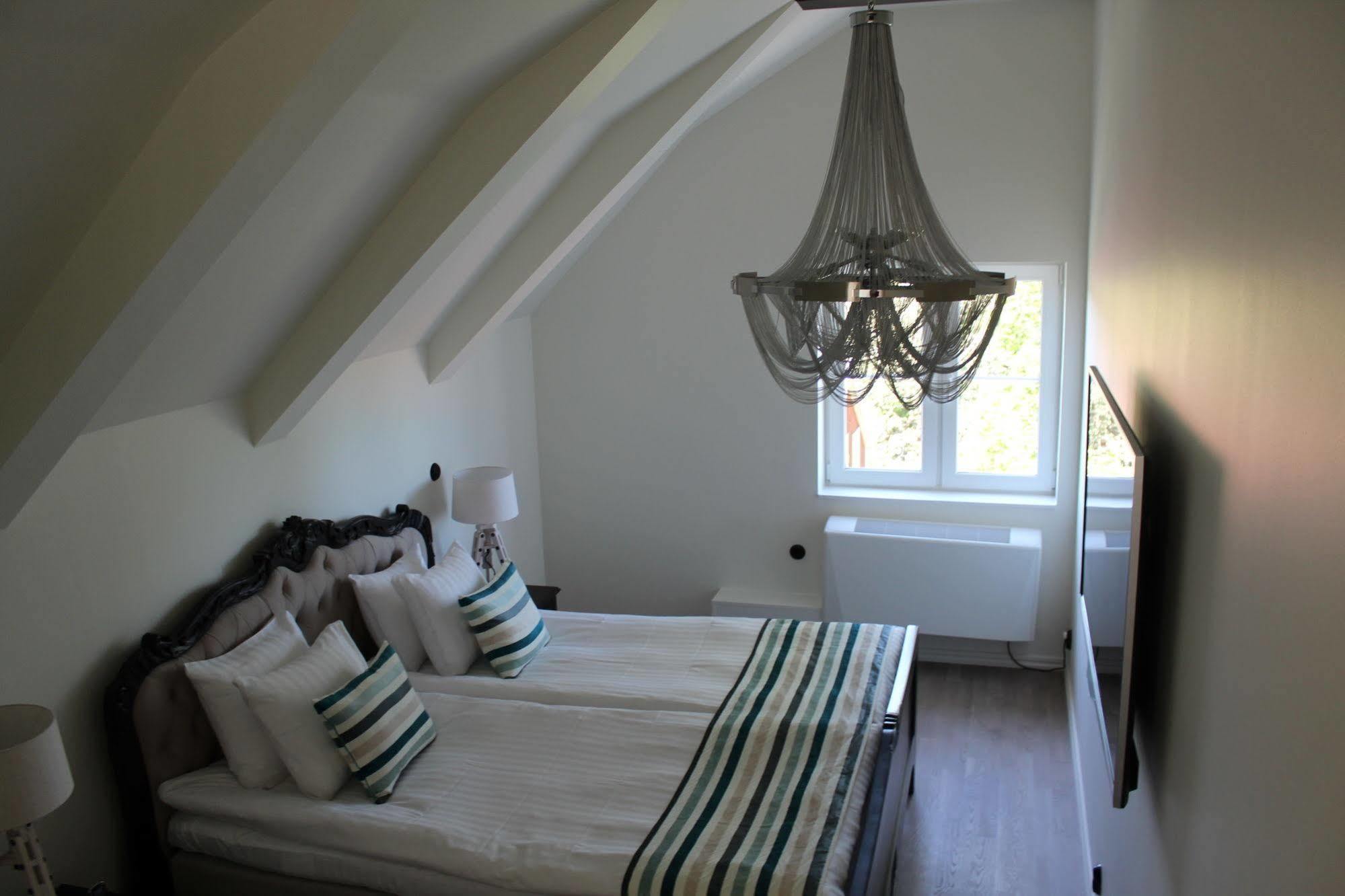 Brook Hotels Arlanda Rosersberg Bagian luar foto