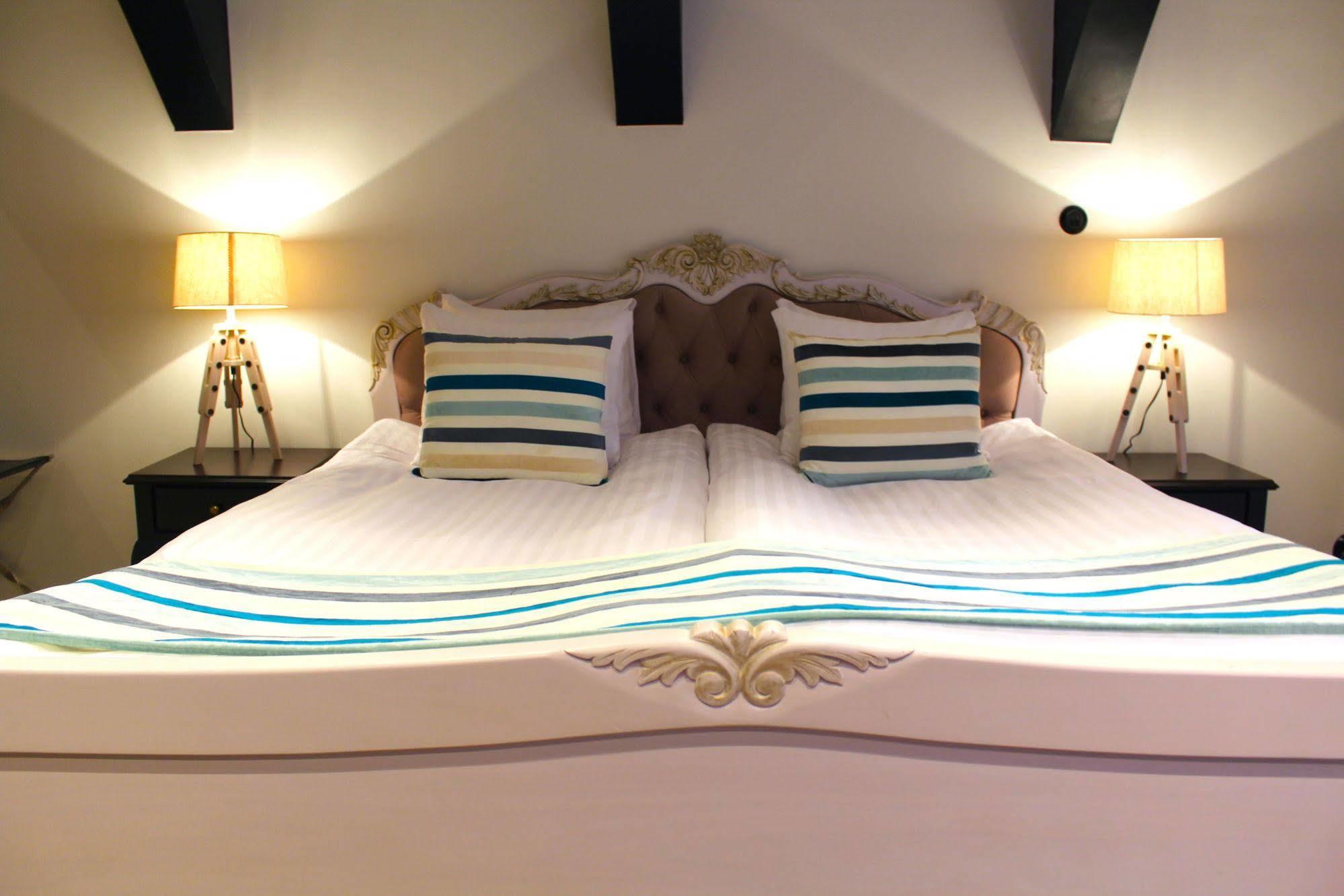 Brook Hotels Arlanda Rosersberg Bagian luar foto