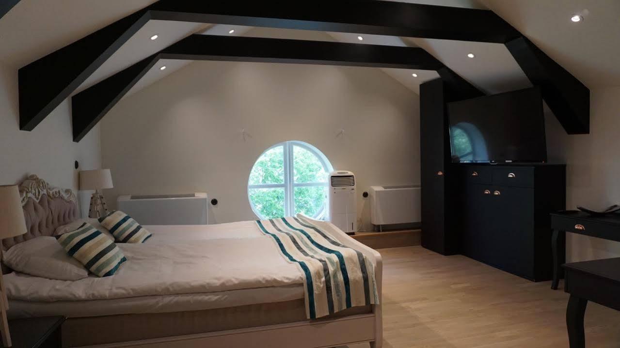 Brook Hotels Arlanda Rosersberg Bagian luar foto